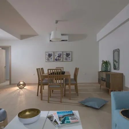 Apartment Gras - Near To Sandy